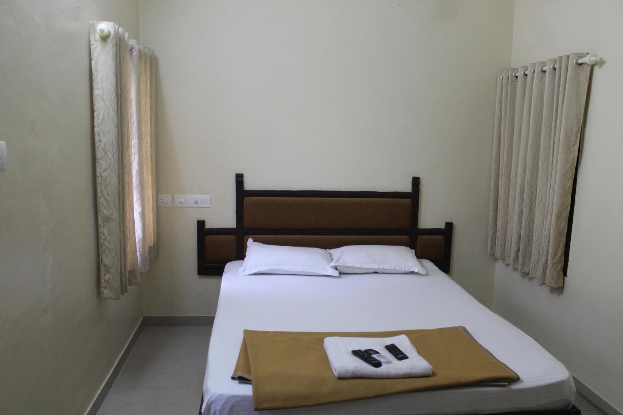 Anna Hotel 特里凡得琅 外观 照片