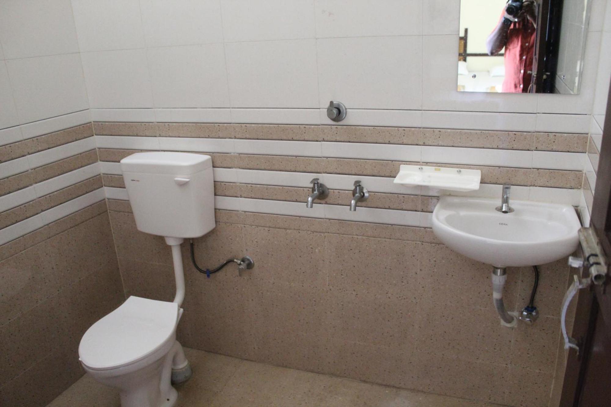 Anna Hotel 特里凡得琅 外观 照片