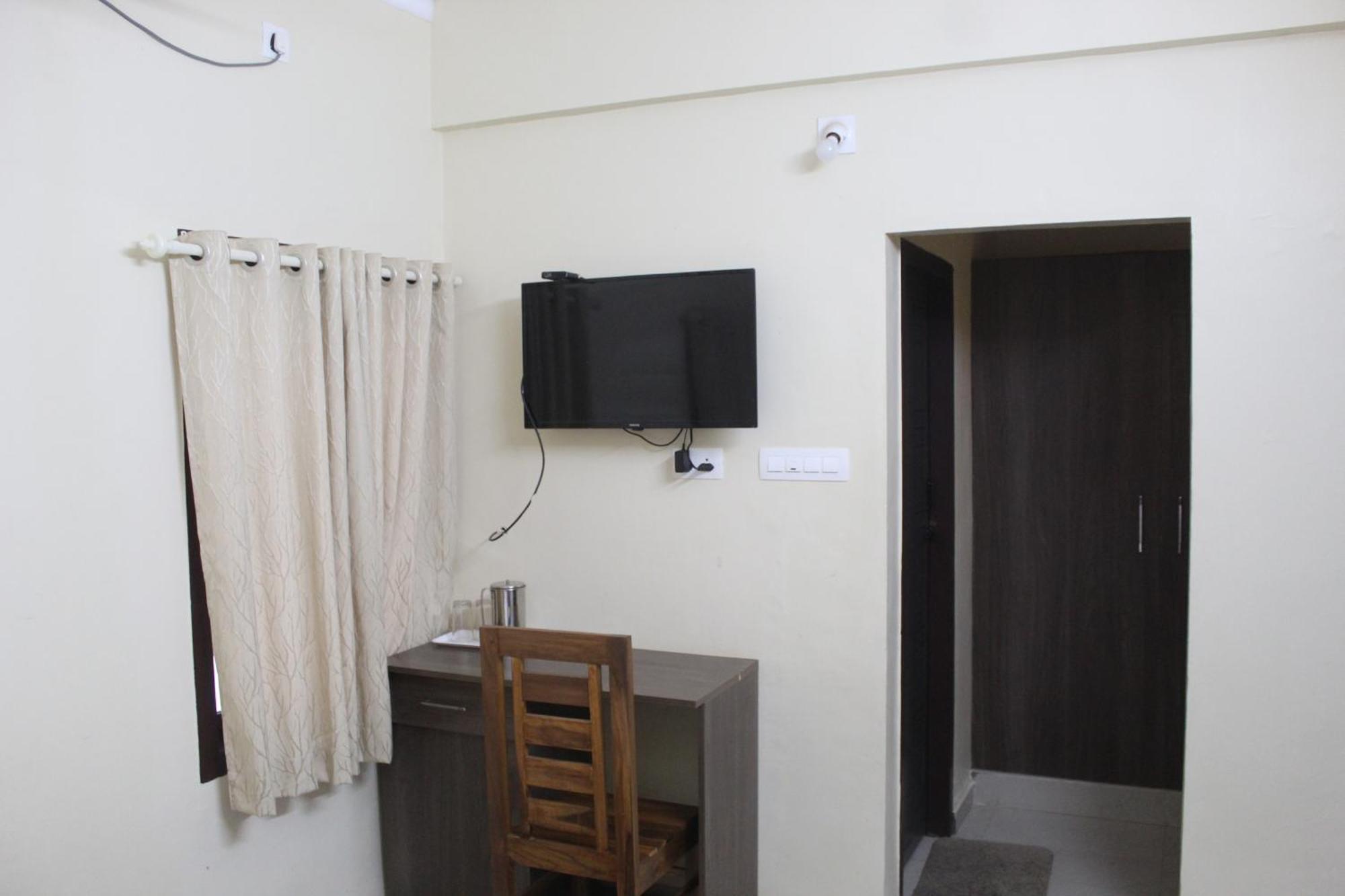 Anna Hotel 特里凡得琅 外观 照片