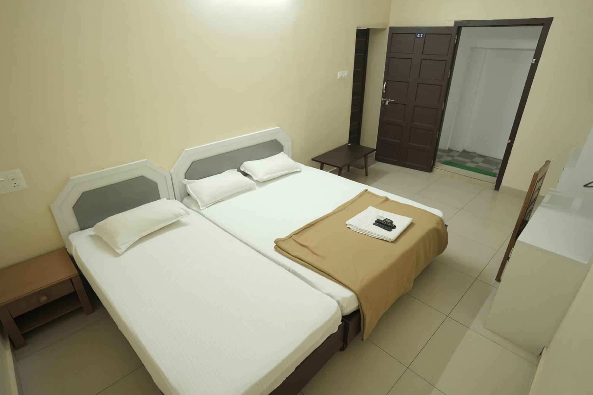 Anna Hotel 特里凡得琅 外观 照片